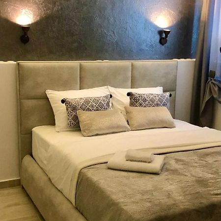 شقة Helen Luxury Happy House أثينا المظهر الخارجي الصورة