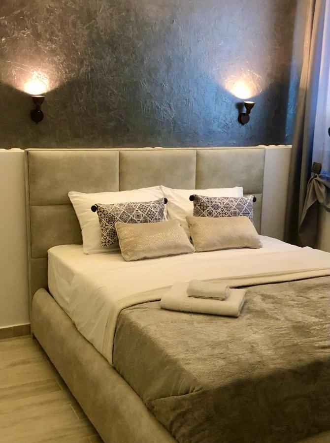 شقة Helen Luxury Happy House أثينا المظهر الخارجي الصورة