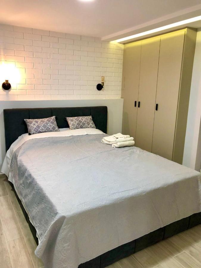 شقة Helen Luxury Happy House أثينا المظهر الخارجي الصورة