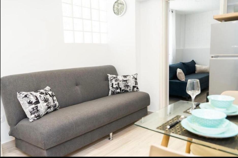 شقة Helen Luxury Happy House أثينا المظهر الخارجي الصورة